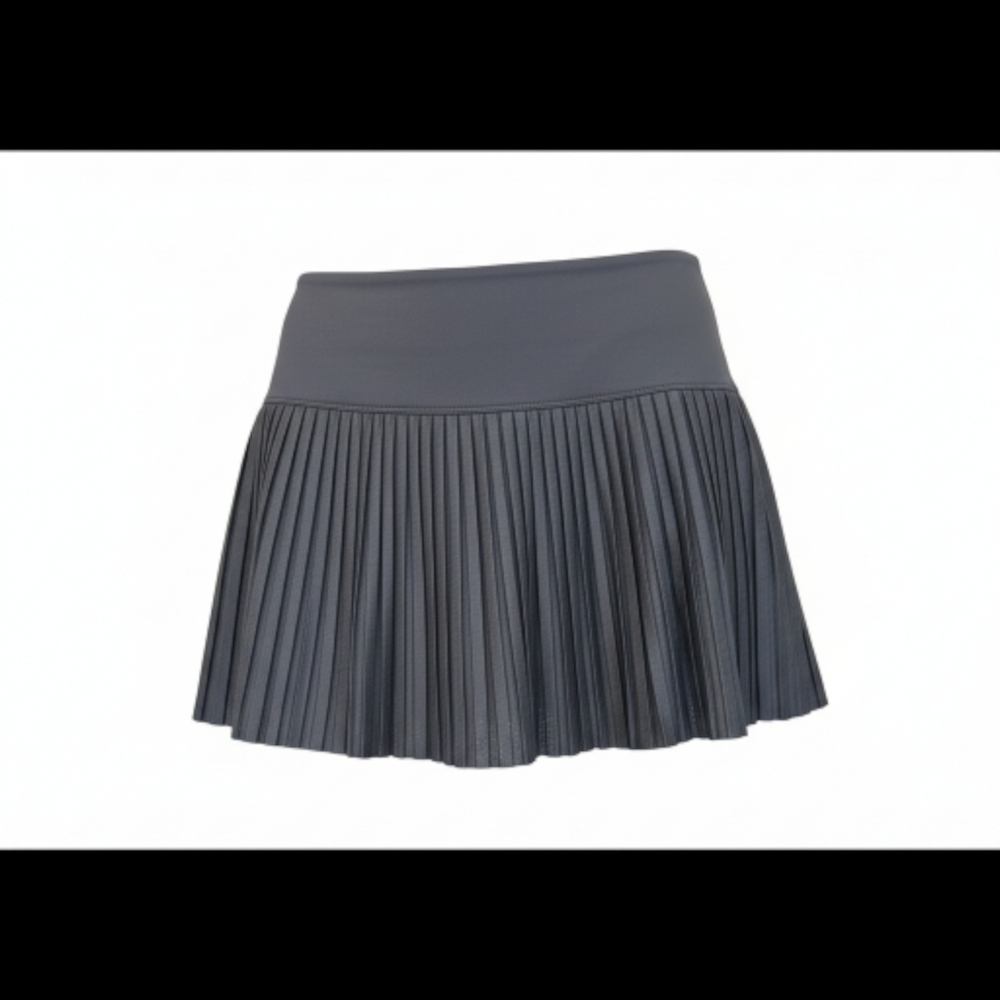 LUCKY IN LOVE + BETHANIE MATTEK-SANDS Grey Asymmetrical Pleated Skort LARGE NWT